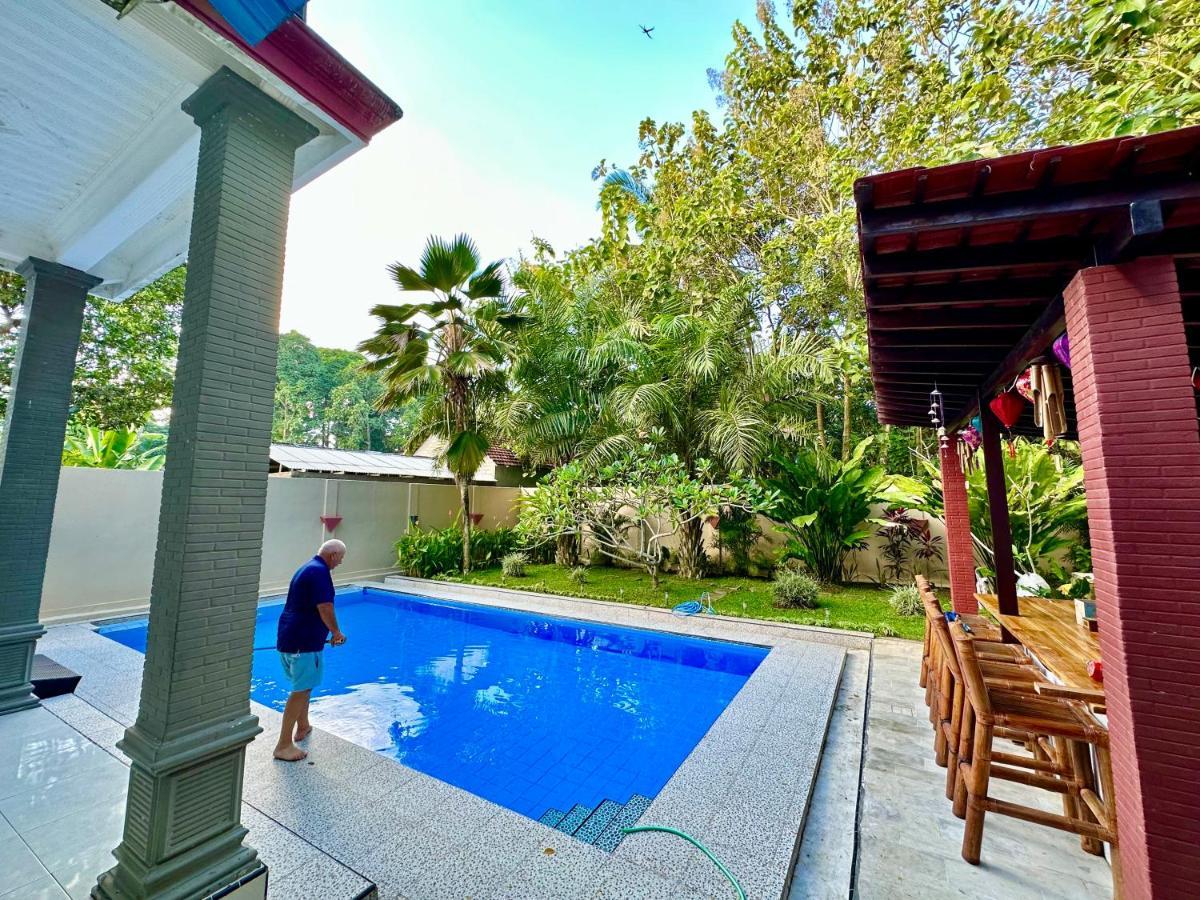 Mangir Homestay Banyuwangi  Luaran gambar