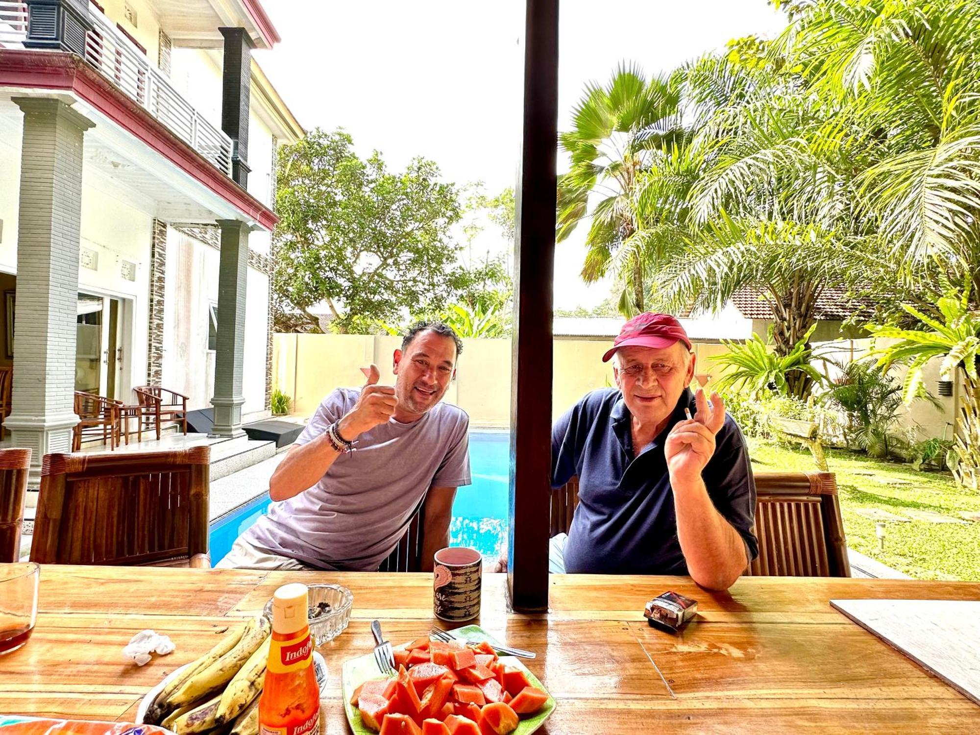 Mangir Homestay Banyuwangi  Luaran gambar